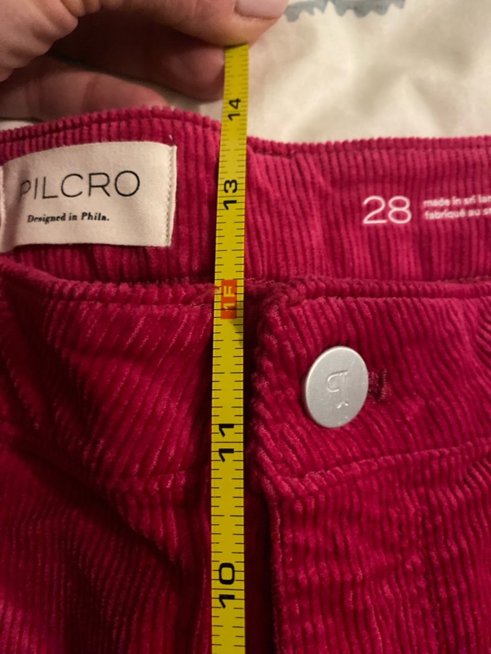 Pilcro Robbie Corduroy High-Rise Flare Jeans in Raspberry Size 28 NWT - Picture 9 of 9